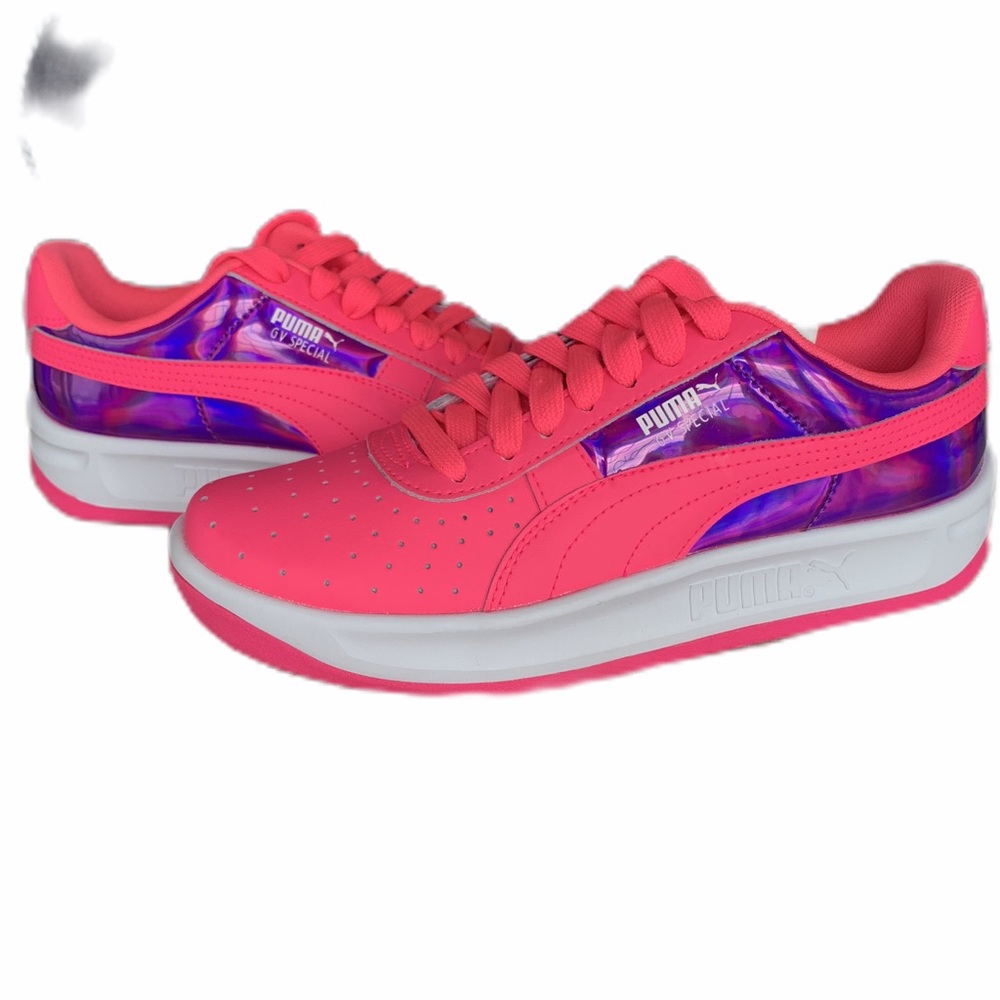 “REASONABLE OFFERS”! Puma Pink & Purple Women's Sneakers! All Eyes Will Be On U💕